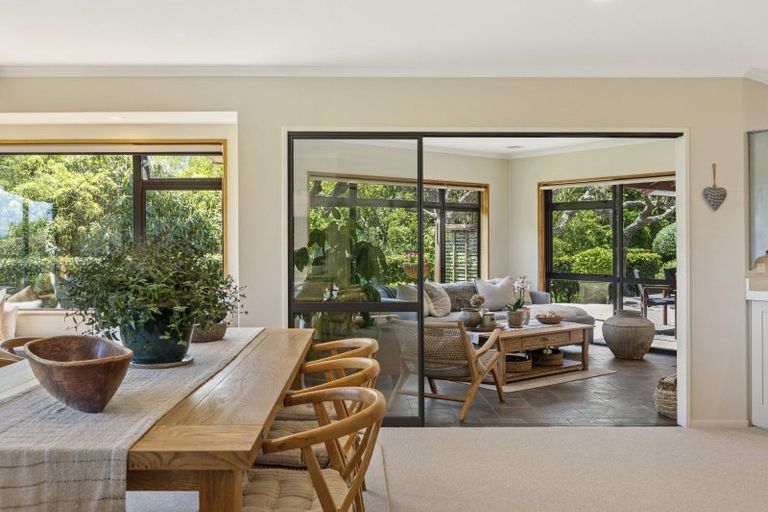 Photo of property in 22 Fairview Terrace, Waipahihi, Taupo, 3330