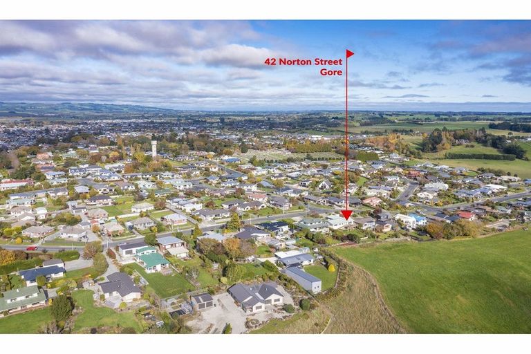 Photo of property in 42 Norton Street, Gore, 9710