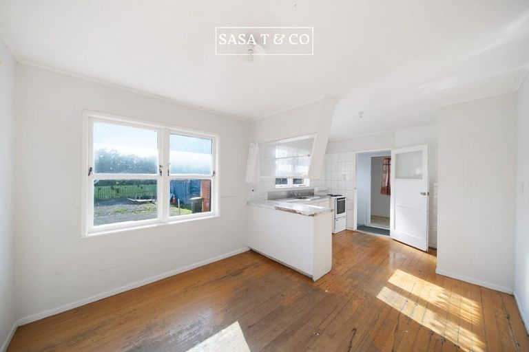 Photo of property in 43a Vine Street, Mangere East, Auckland, 2024