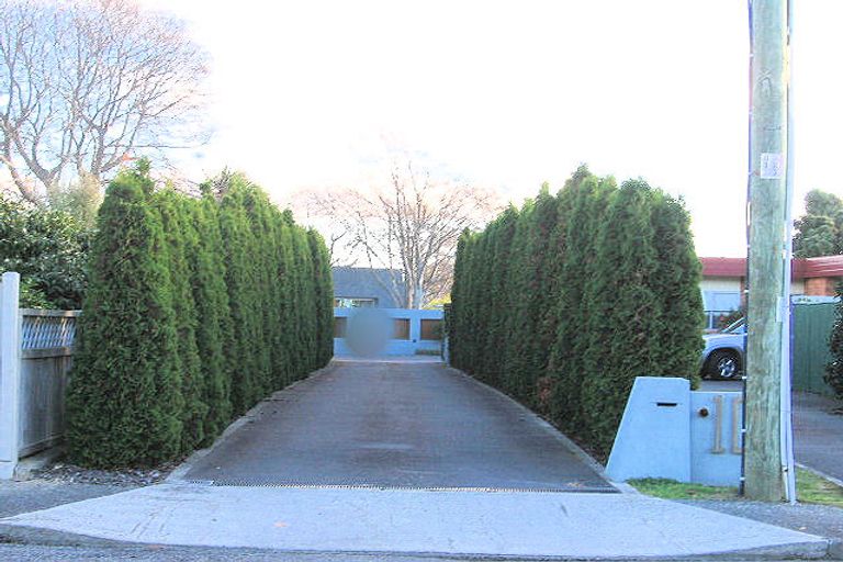 Photo of property in 10 Sunny Glen, Waikanae, 5036