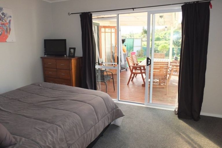 Photo of property in 9 Warren Street, Foxton Beach, Foxton, 4815