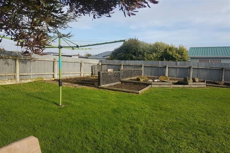 Photo of property in 13 Pine Crescent, Hargest, Invercargill, 9810