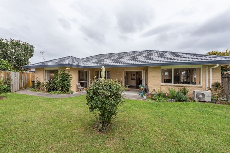 Photo of property in 11 Tainui Street, Levin, 5510