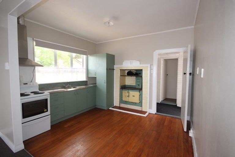 Photo of property in 2 Mary Street, Huntly, 3700