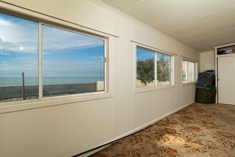 Photo of property in 13 Clifton Road, Haumoana, 4102