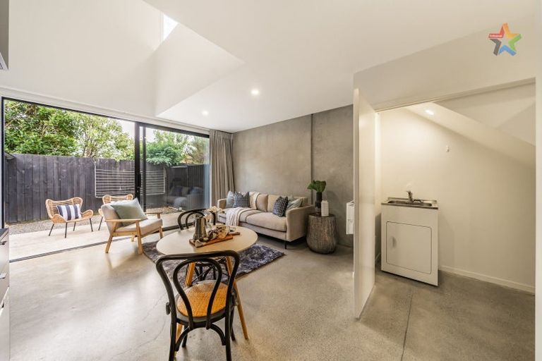 Photo of property in 1 Te Ara O Paetutu, Petone, Lower Hutt, 5012