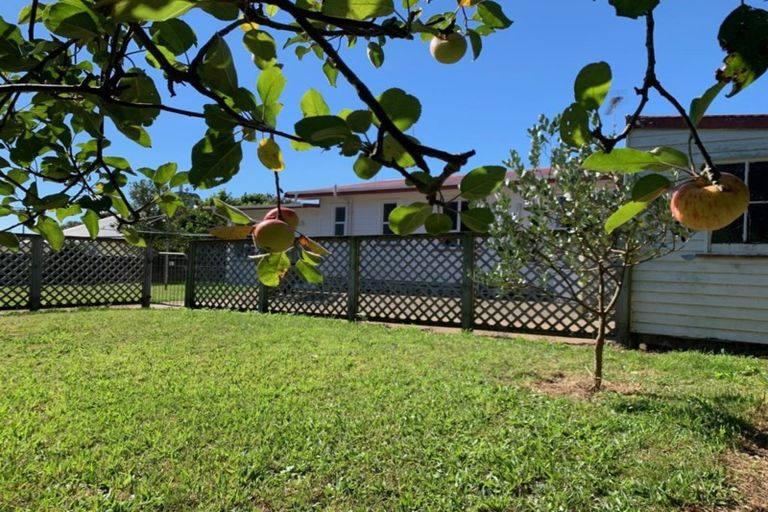 Photo of property in 74 Terou Street, Manaia, 4612