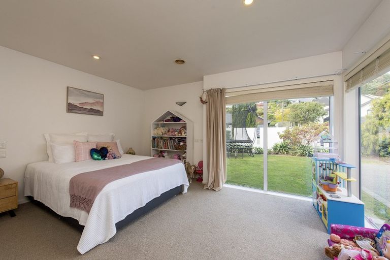 Photo of property in 10 Furlong Crescent, Churton Park, Wellington, 6037