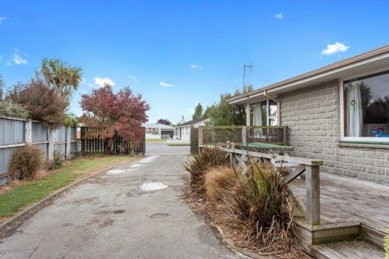 Photo of property in 35 Geddis Street, Rangiora, 7400