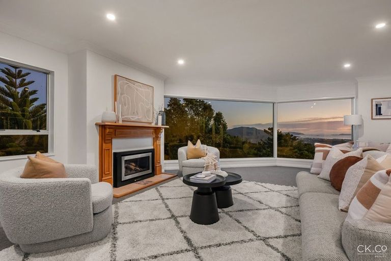 Photo of property in 30 Mossburn Grove, Kelson, Lower Hutt, 5010