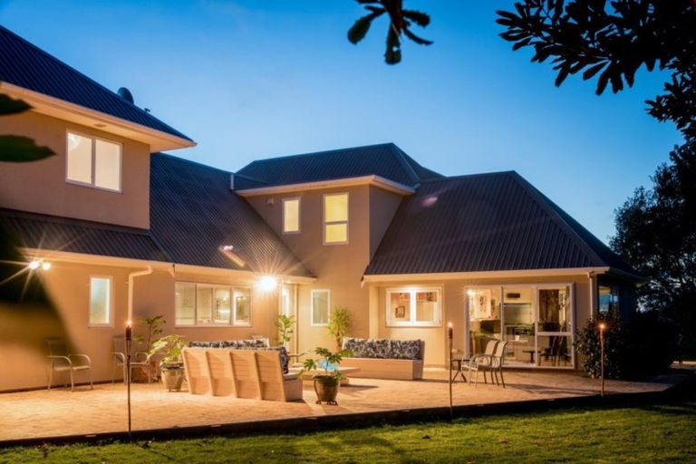 Photo of property in 20 Derham Road, Te Horo, Otaki, 5581