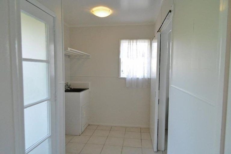 Photo of property in 65 Hobart Crescent, Wattle Downs, Auckland, 2103