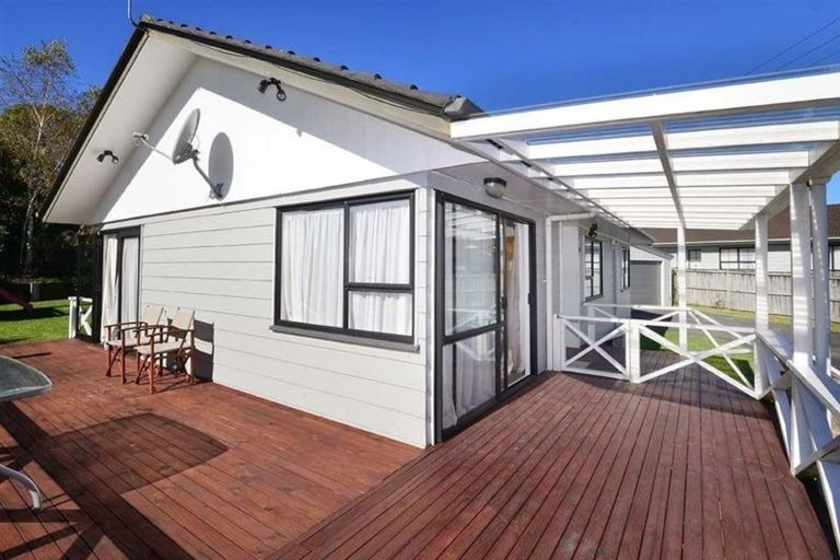 Photo of property in 81 Santiago Crescent, Unsworth Heights, Auckland, 0632