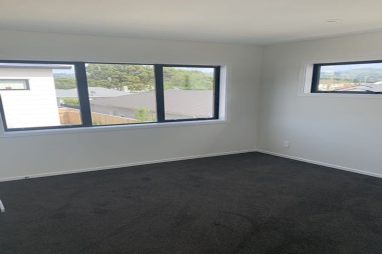 Photo of property in 10 Okoutu Lane, Moera, Lower Hutt, 5010