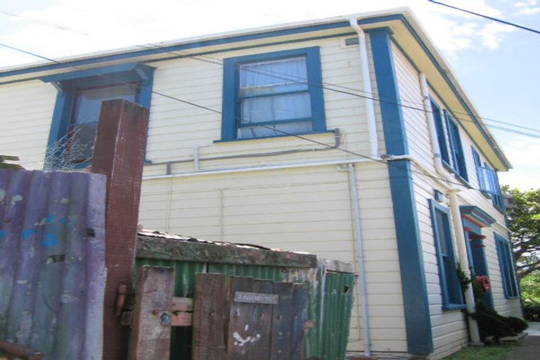 Photo of property in 3 Allenby Terrace, Wellington Central, Wellington, 6011