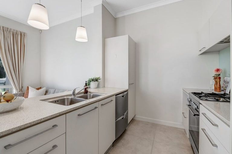 Photo of property in 2 Parkside Drive, Orewa, 0931