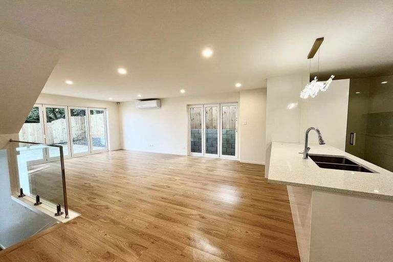 Photo of property in 146 Glengarry Road, Glen Eden, Auckland, 0602