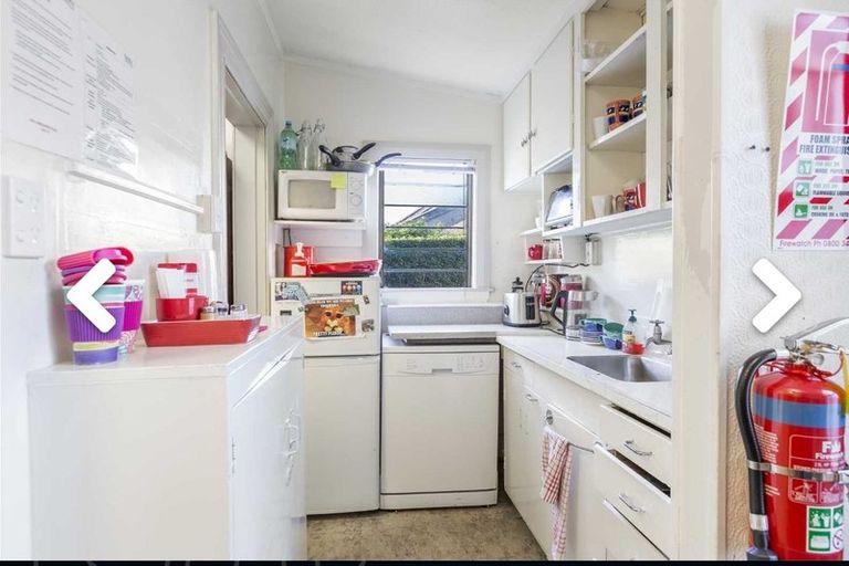 Photo of property in 14 Bedford Street, Te Atatu South, Auckland, 0610