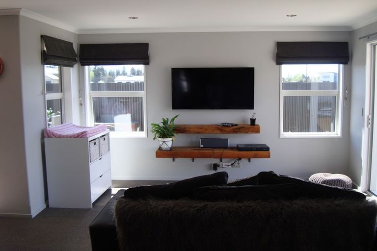 Photo of property in 13 Lakeland Avenue, Twizel, 7901