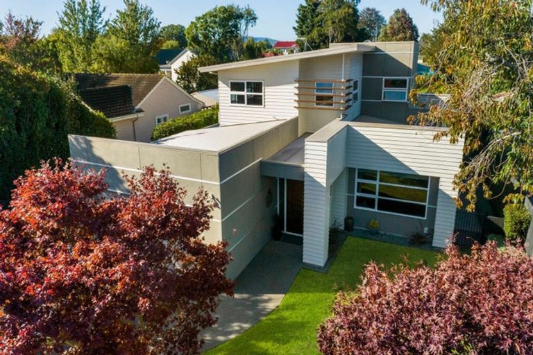 Photo of property in 49 Clare Street, Cambridge, 3434