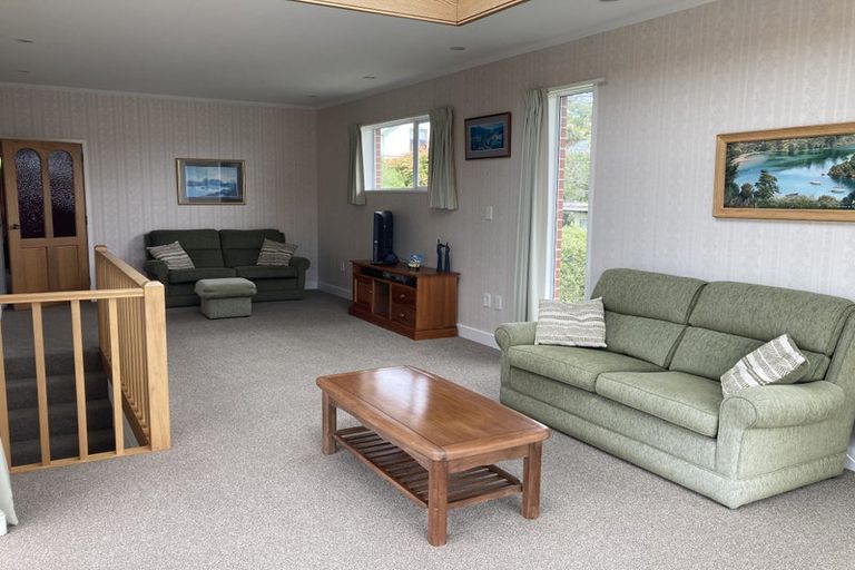 Photo of property in 120 Centaurus Road, Huntsbury, Christchurch, 8022