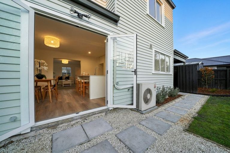 Photo of property in 231a Geraldine Street, Edgeware, Christchurch, 8013