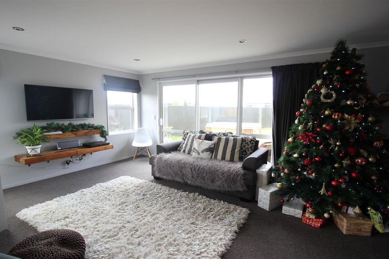 Photo of property in 13 Lakeland Avenue, Twizel, 7901