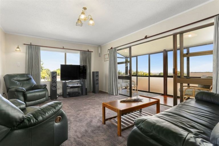 Photo of property in 8 Monde Place, Clover Park, Auckland, 2019