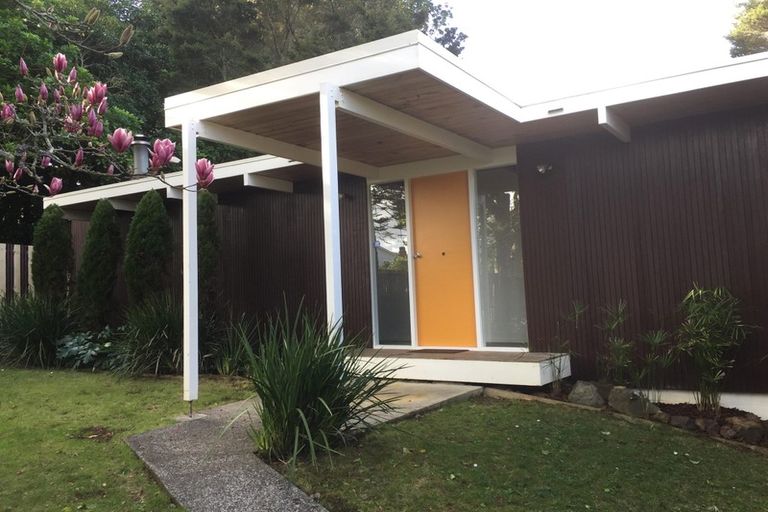 Photo of property in 55 Hillcrest Avenue, Hillcrest, Auckland, 0627