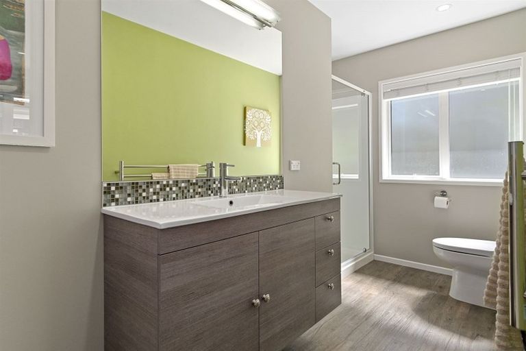 Photo of property in 26 Bertrowe Drive, Ohauiti, Tauranga, 3112