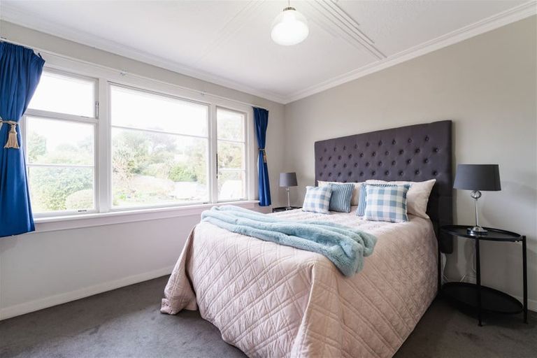 Photo of property in 6 Middleton Road, Kew, Dunedin, 9012