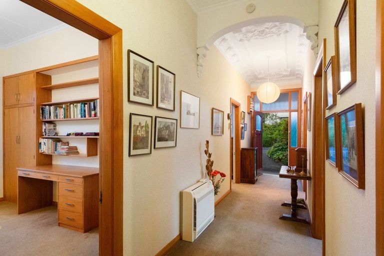 Photo of property in 17 Brownville Crescent, Maori Hill, Dunedin, 9010