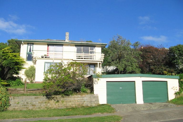 Photo of property in 83 Kotuku Street, Elsdon, Porirua, 5022