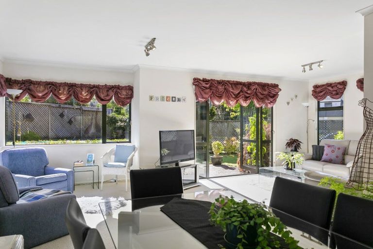 Photo of property in 2 Abbey Way, Rangatira Park, Taupo, 3330