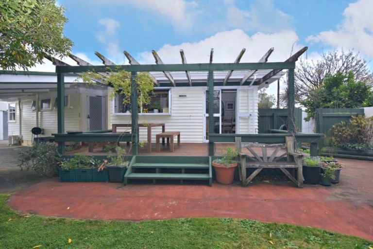 Photo of property in 15 Clifton Avenue, Carterton, 5713