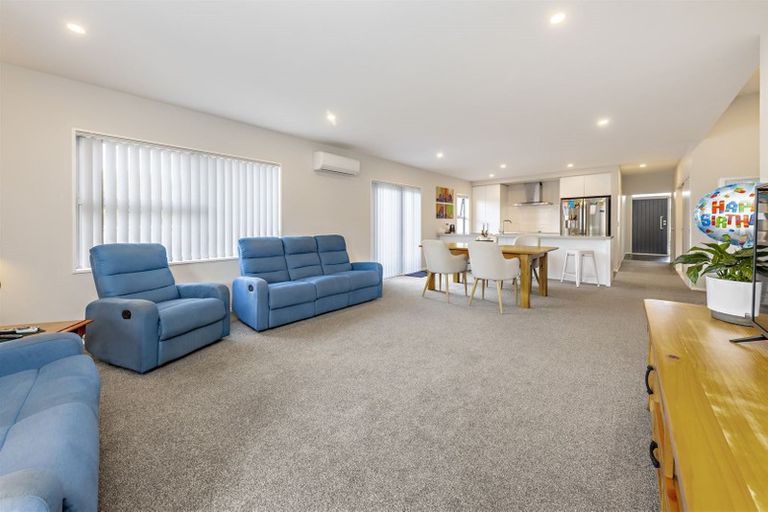 Photo of property in 2 Muirhill Place, Pokeno, 2402