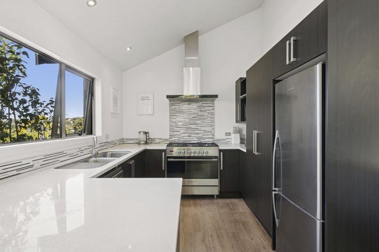 Photo of property in 45 Burma Road, Khandallah, Wellington, 6035