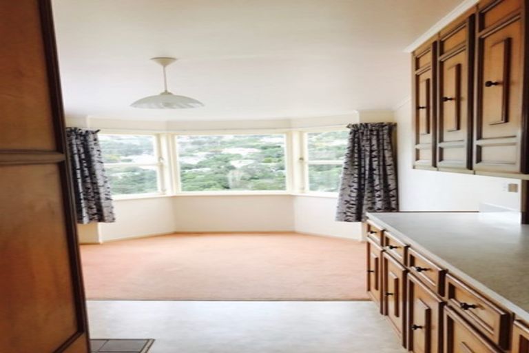 Photo of property in 109 Churchill Drive, Crofton Downs, Wellington, 6035