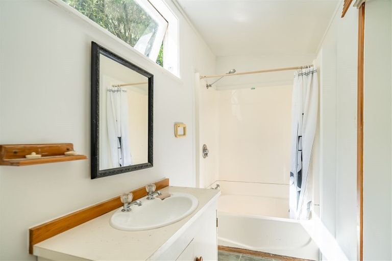 Photo of property in 40 Mangaroa Hill Road, Mangaroa, Upper Hutt, 5018