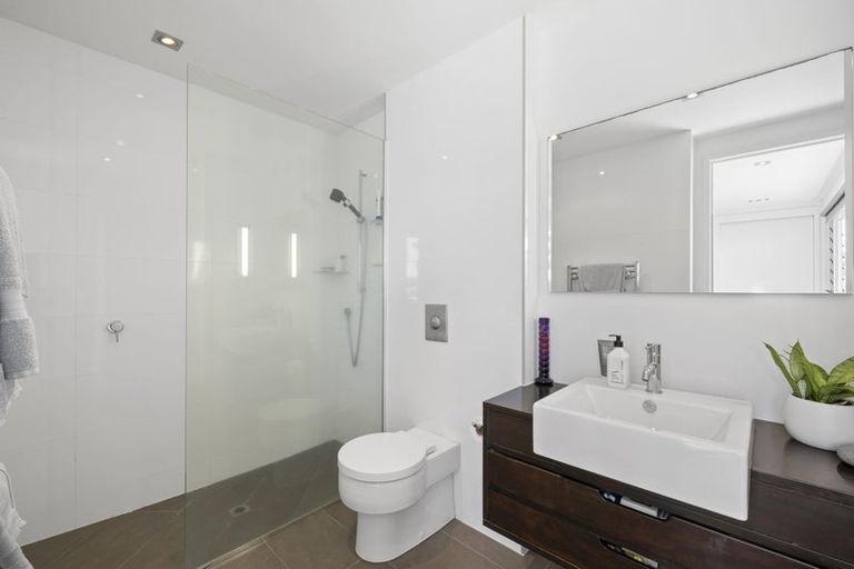 Photo of property in 90b Buller Street, New Plymouth, 4312