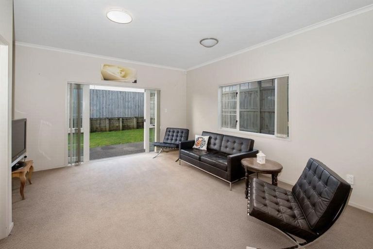 Photo of property in 34 Mulvaney Crescent, Henderson, Auckland, 0612