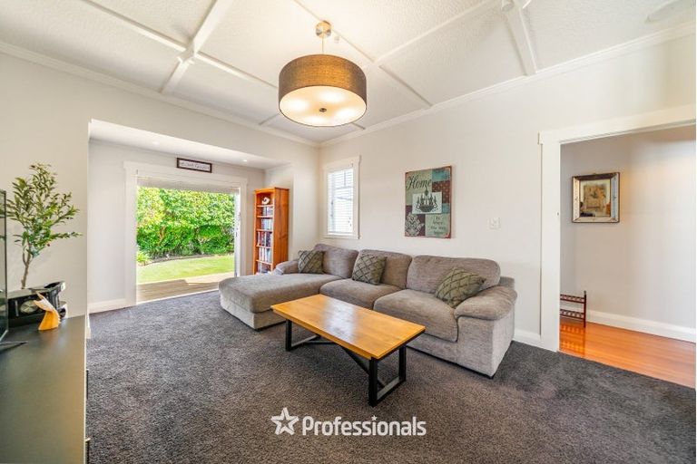 Photo of property in 17 Beaumont Avenue, Alicetown, Lower Hutt, 5010