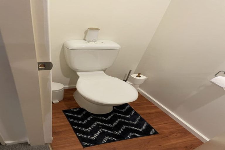 Photo of property in Stadium Garden Flats, 317/107 Thorndon Quay, Pipitea, Wellington, 6011