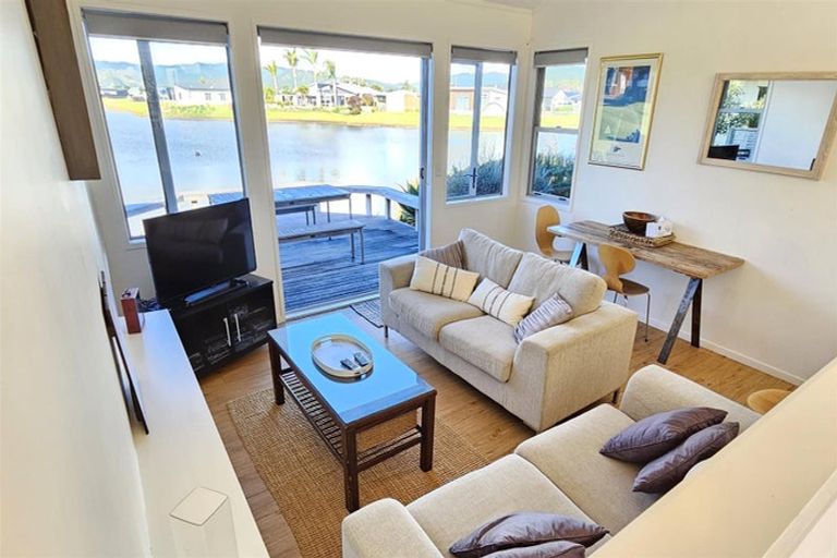 Photo of property in 107 Harbour Drive, Matarangi, Whitianga, 3592