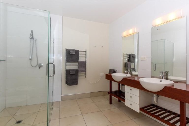 Photo of property in Quarterdeck, 3/4 Buller Street, New Plymouth, 4310