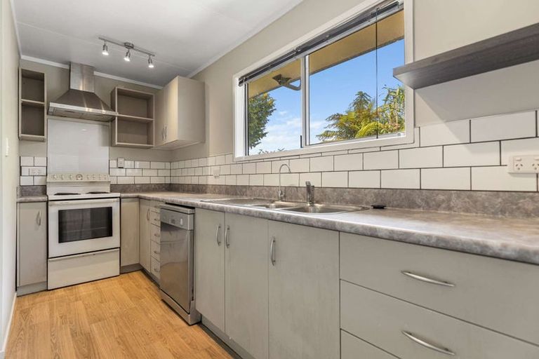 Photo of property in 12 Alison Street, Mangakakahi, Rotorua, 3015