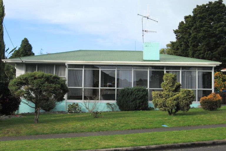 Photo of property in 5 Tuatara Drive, Te Kamo, Whangarei, 0112