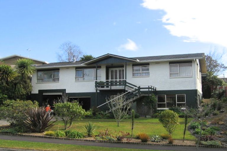 Photo of property in 17 Glendale Drive, Dinsdale, Hamilton, 3204