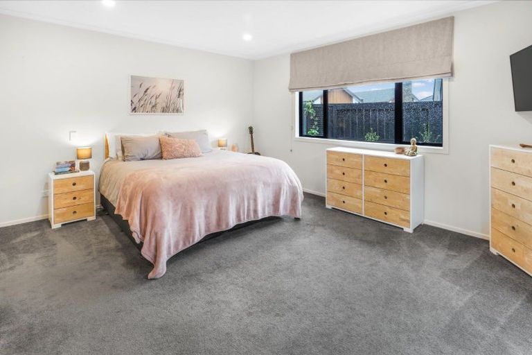 Photo of property in 13 Sydney Place, Flagstaff, Hamilton, 3210