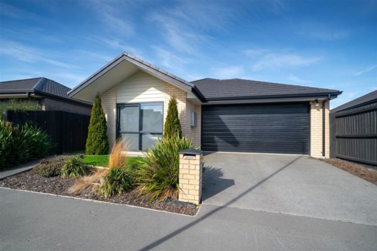 Photo of property in 7 Gallaghan Close, Wigram, Christchurch, 8042